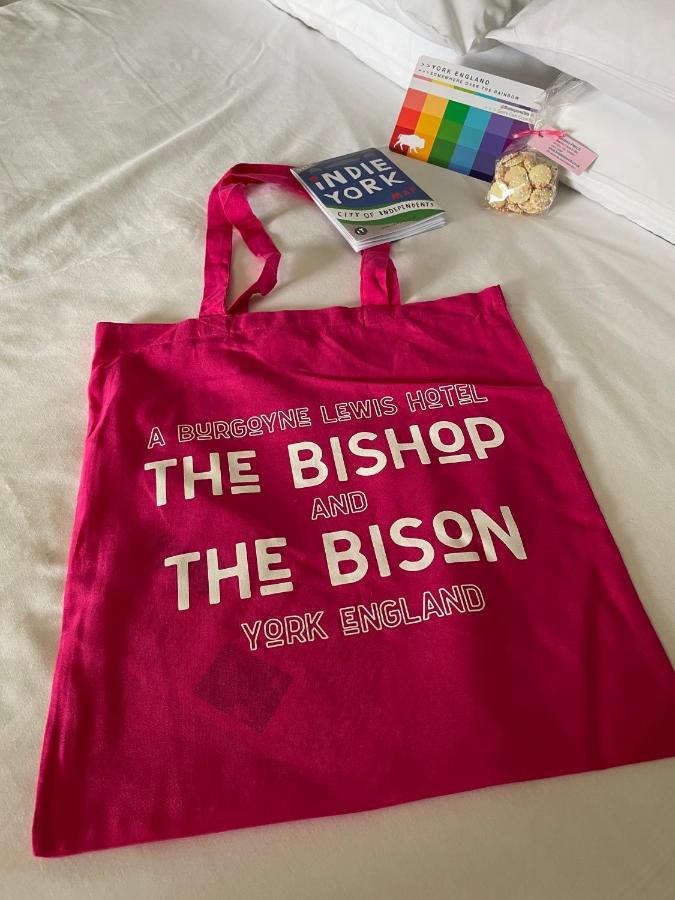 The Bishop And The Bison Panzió York Kültér fotó
